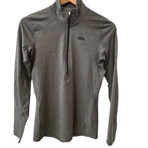 REI ~ Women’s Grey Long Sleeved pullover ~ half zipped ~ size XSmall